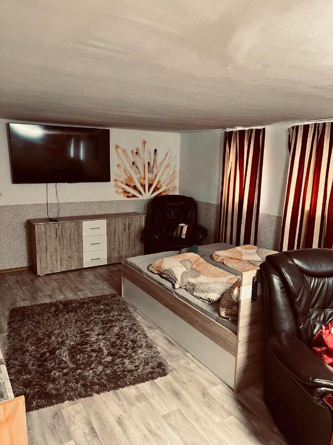 Best Price Guesthouse Szeged Buitenkant foto