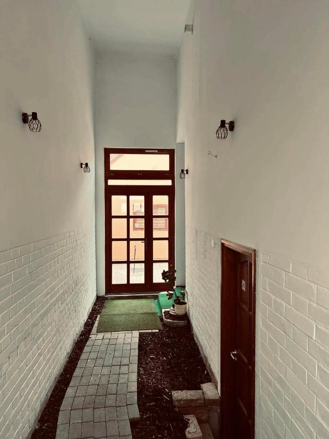 Best Price Guesthouse Szeged Buitenkant foto